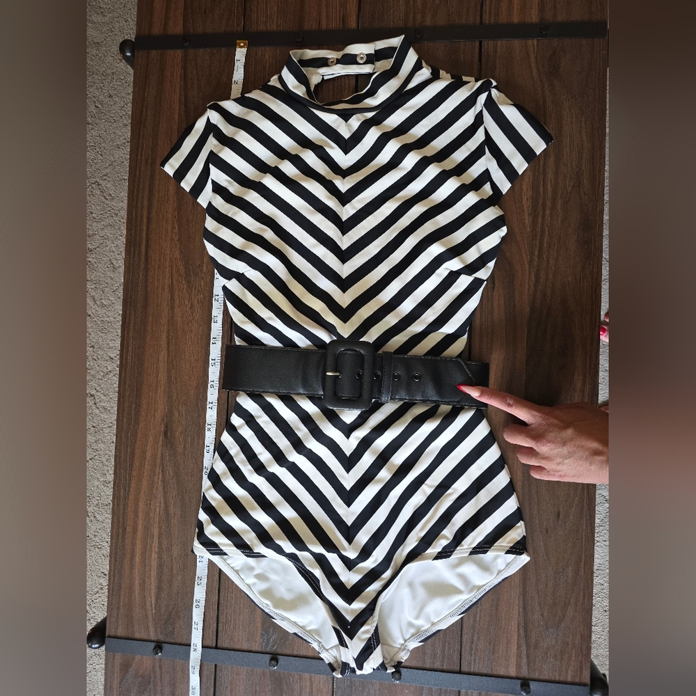 La Femme en Noir x Vixen Betelgeuse Swimsuit XS Black White Stripe W/ Belt